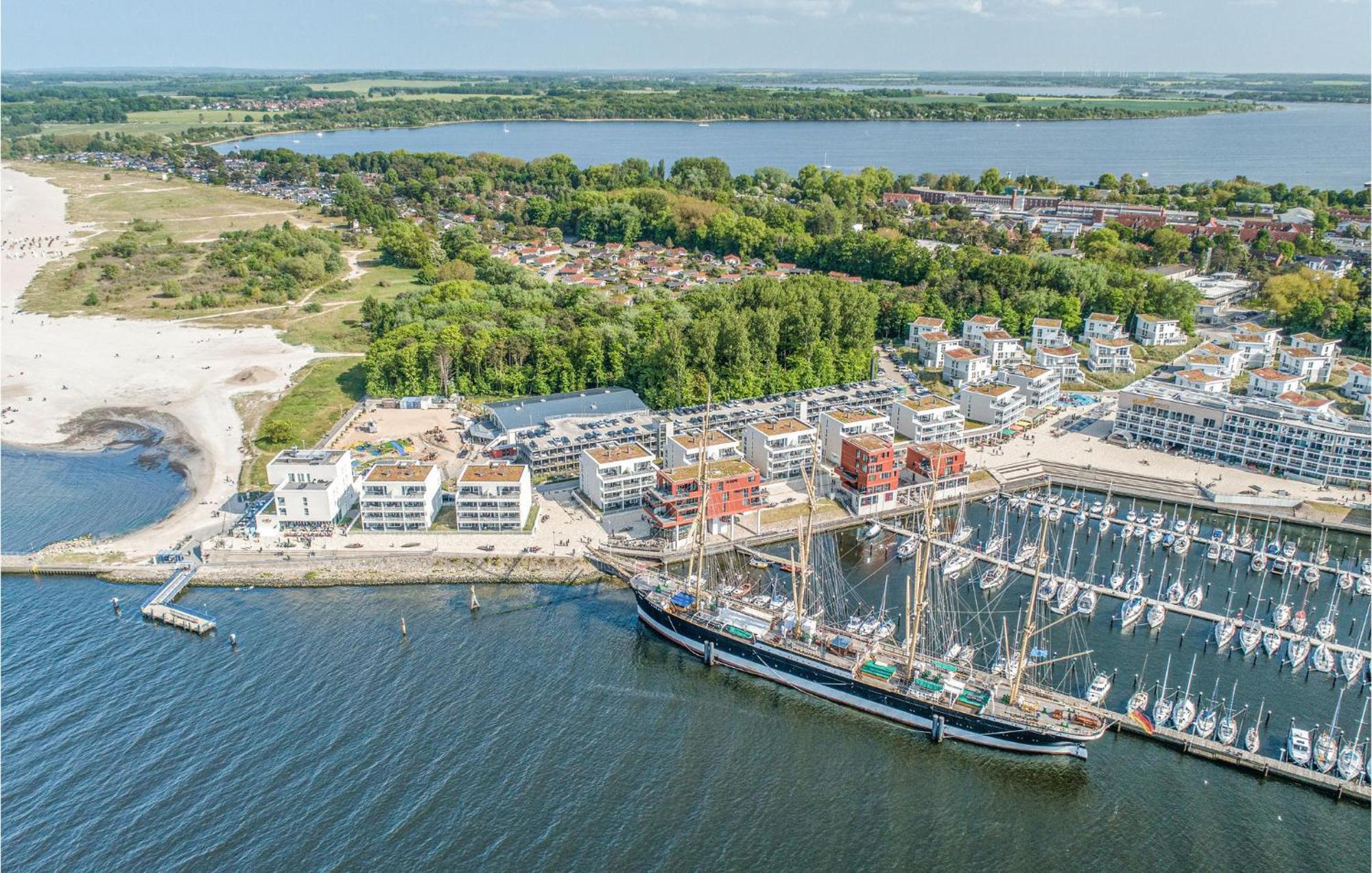 Stunning In Travemuende With Wifi Lübeck